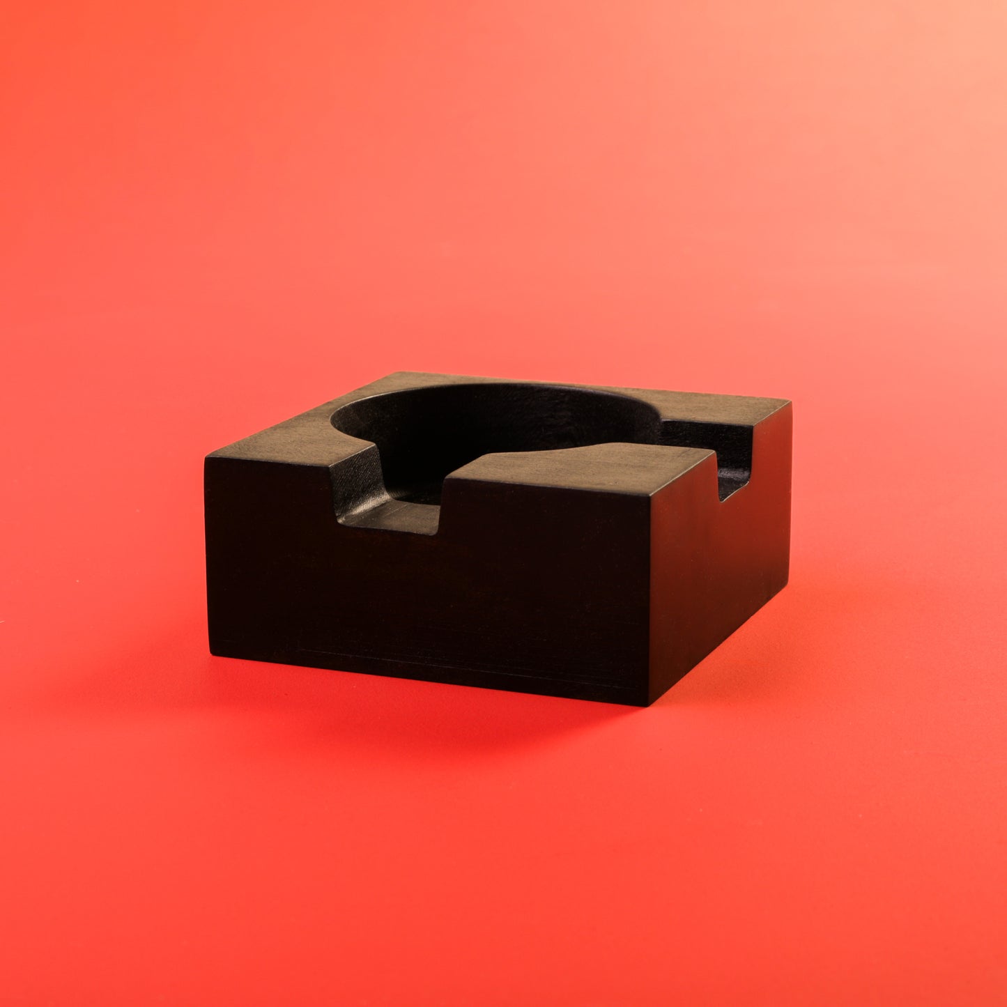 Ash tray