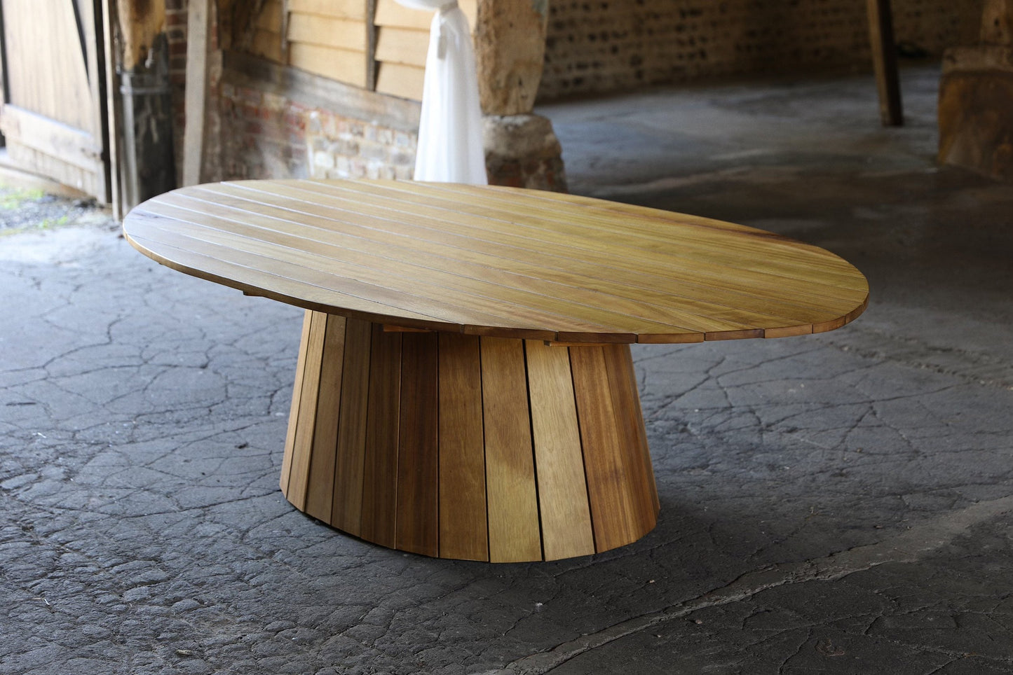 Straight top garden table