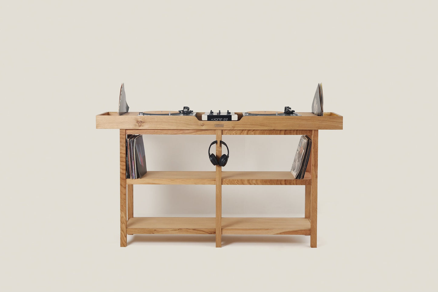 Oak DJ console