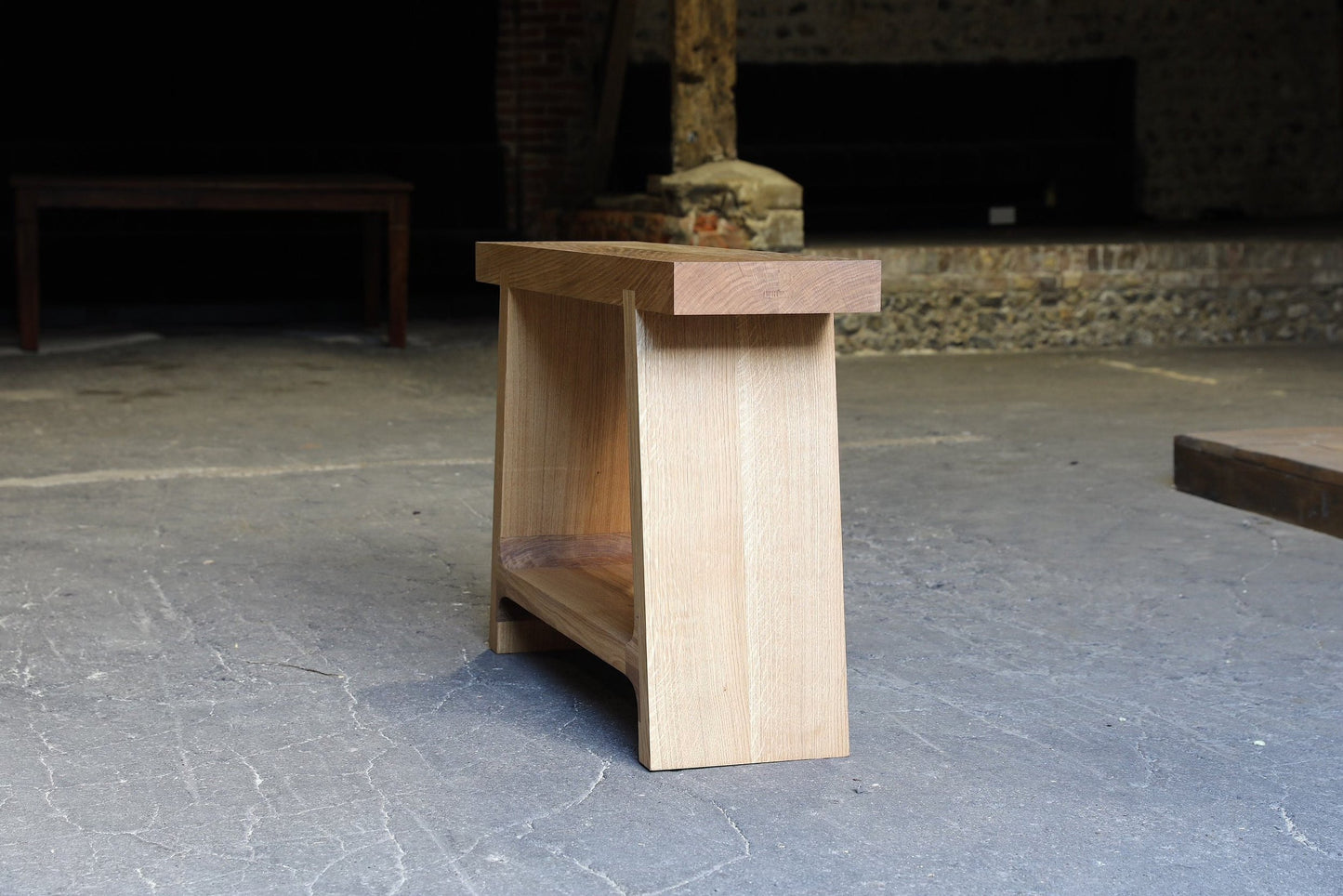 Oak console